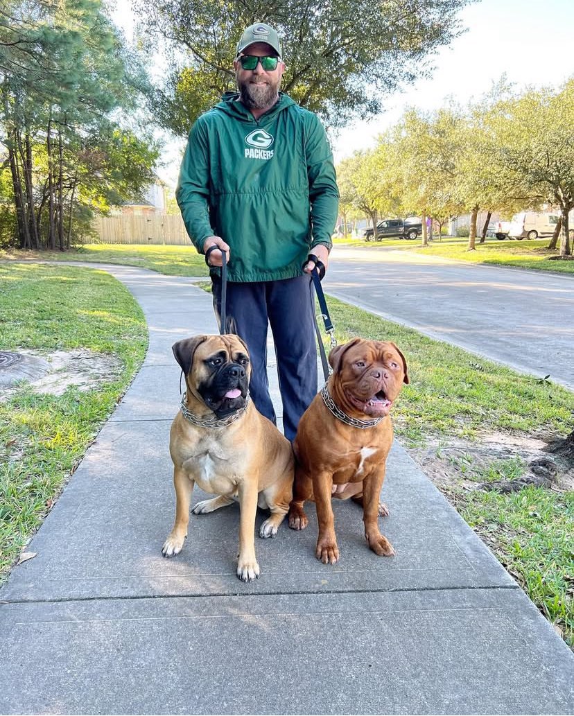 The girls are loving our morning walk. So am I .☕️👌🇺🇸🐕🐕