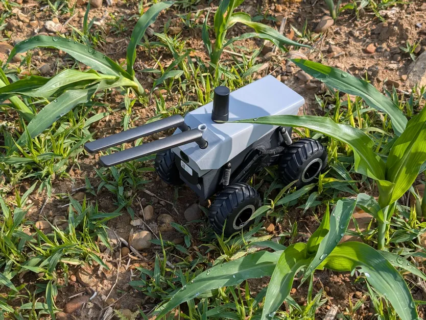 Today we have unboxed and started testing the EarthRover Mini+ from <a href="/frodobots/">FrodoBots</a>