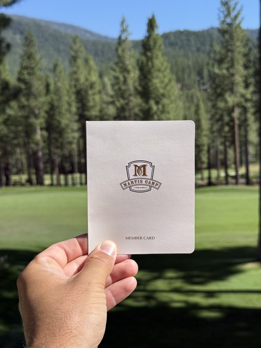 f_lindblom's tweet image. Played a bucket list course yesterday up in Tahoe! It’s worth all the hype 👊