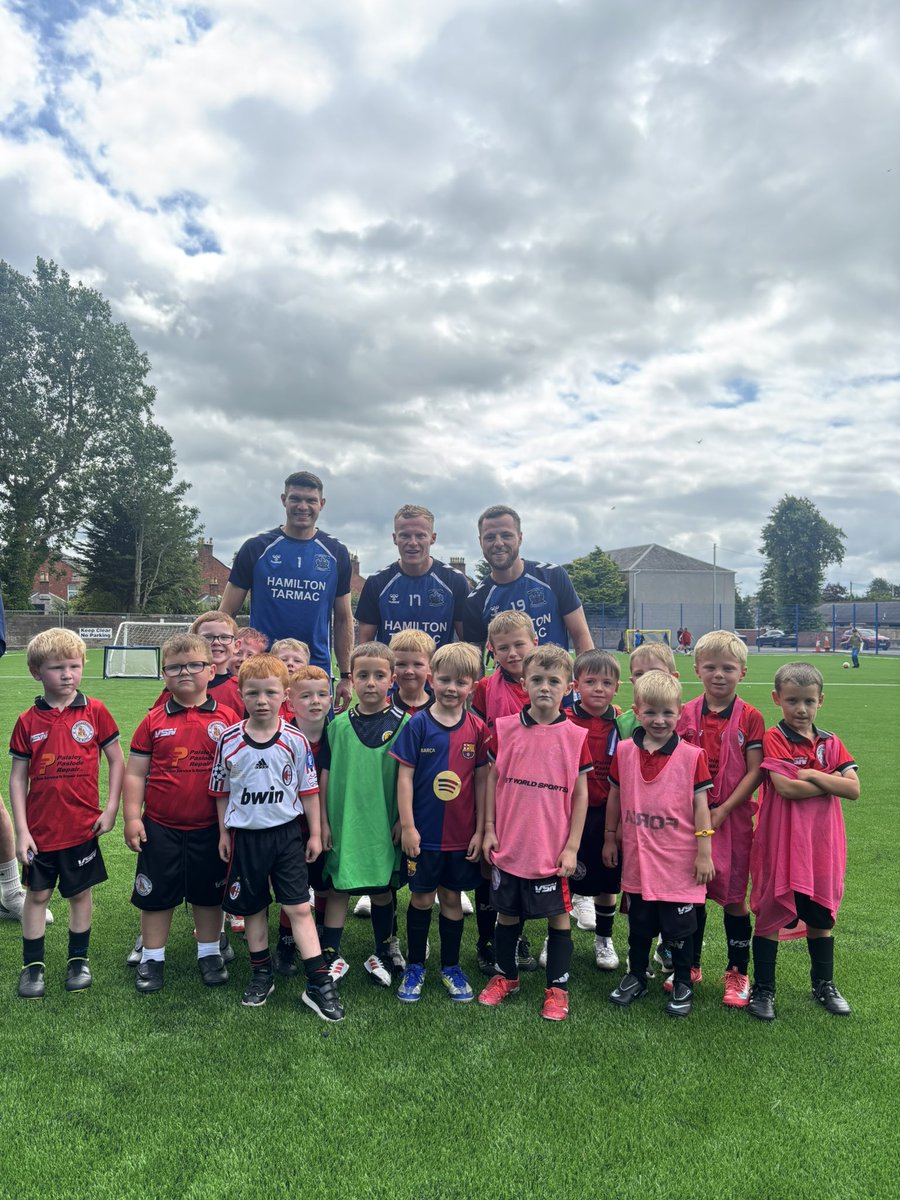 KillieCommunity's tweet image. 📸 Today’s Special Visitors!
Our Summer Programme participants were treated to a fantastic surprise as Bruce Anderson, Scott Tiffoney & Max Stryjek stopped by to join in the fun! ⚽