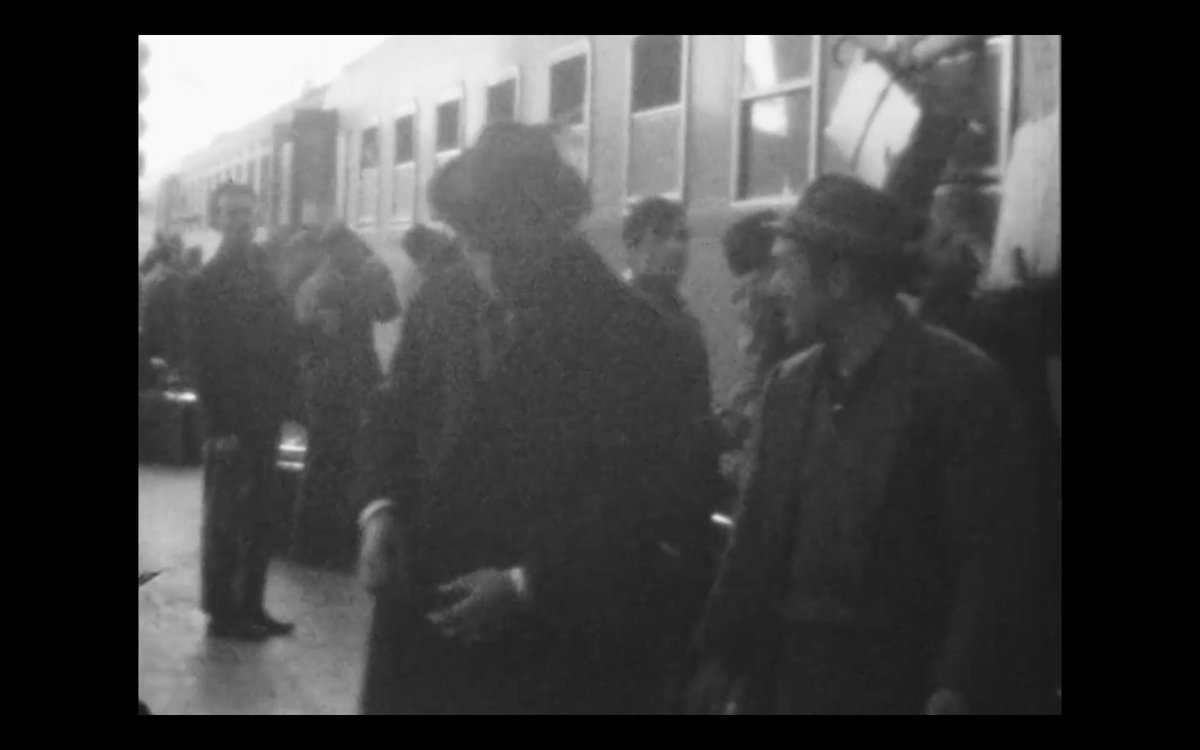 lesenfants17811's tweet image. Franco Piavoli: Emigranti & Evasi
drive.google.com/drive/folders/…