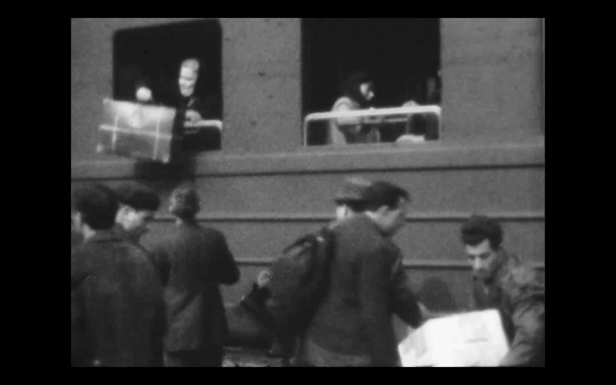 lesenfants17811's tweet image. Franco Piavoli: Emigranti & Evasi
drive.google.com/drive/folders/…