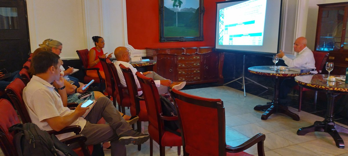 JessicaFC (@jessfc17) on Twitter photo En reunión de Océanos, que dirige el Viceministro Primero <a href="/SANTANACITMA/">JOSE FIDEL SANTANA NUÑEZ</a>, de <a href="/citmacuba/">Ministerio de Ciencia, Tecnología y Medio Ambiente</a> se analizan: tema de Vigilancia y Monitoreo del Sargazo, resultados del #BojeoACuba y Otras Medidas de Conservación (OMEC).
Se aprovecha el espacio para obsequiar ejemplares del Bojeo. En reunión de Océanos, que dirige el Viceministro Primero <a href="/SANTANACITMA/">JOSE FIDEL SANTANA NUÑEZ</a>, de <a href="/citmacuba/">Ministerio de Ciencia, Tecnología y Medio Ambiente</a> se analizan: tema de Vigilancia y Monitoreo del Sargazo, resultados del #BojeoACuba y Otras Medidas de Conservación (OMEC).
Se aprovecha el espacio para obsequiar ejemplares del Bojeo.