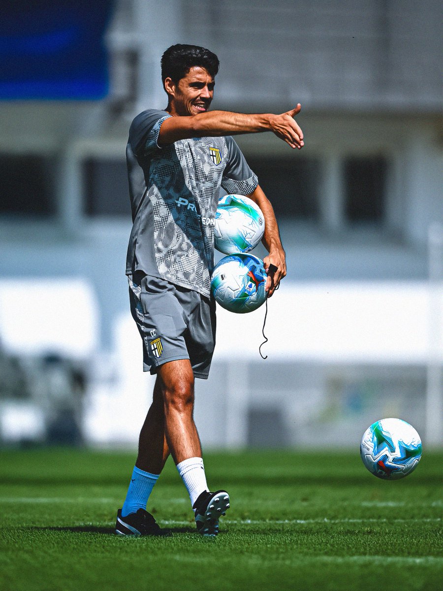 Lega Serie A (@seriea) on Twitter photo ๐จโ๐ณ Mister Carlos Cuesta ๐๐
<a href="/1913parmacalcio/">๐๐๐ซ๐ฆ๐ ๐๐๐ฅ๐๐ข๐จ ๐๐๐๐</a> ๐จโ๐ณ Mister Carlos Cuesta ๐๐
<a href="/1913parmacalcio/">๐๐๐ซ๐ฆ๐ ๐๐๐ฅ๐๐ข๐จ ๐๐๐๐</a>