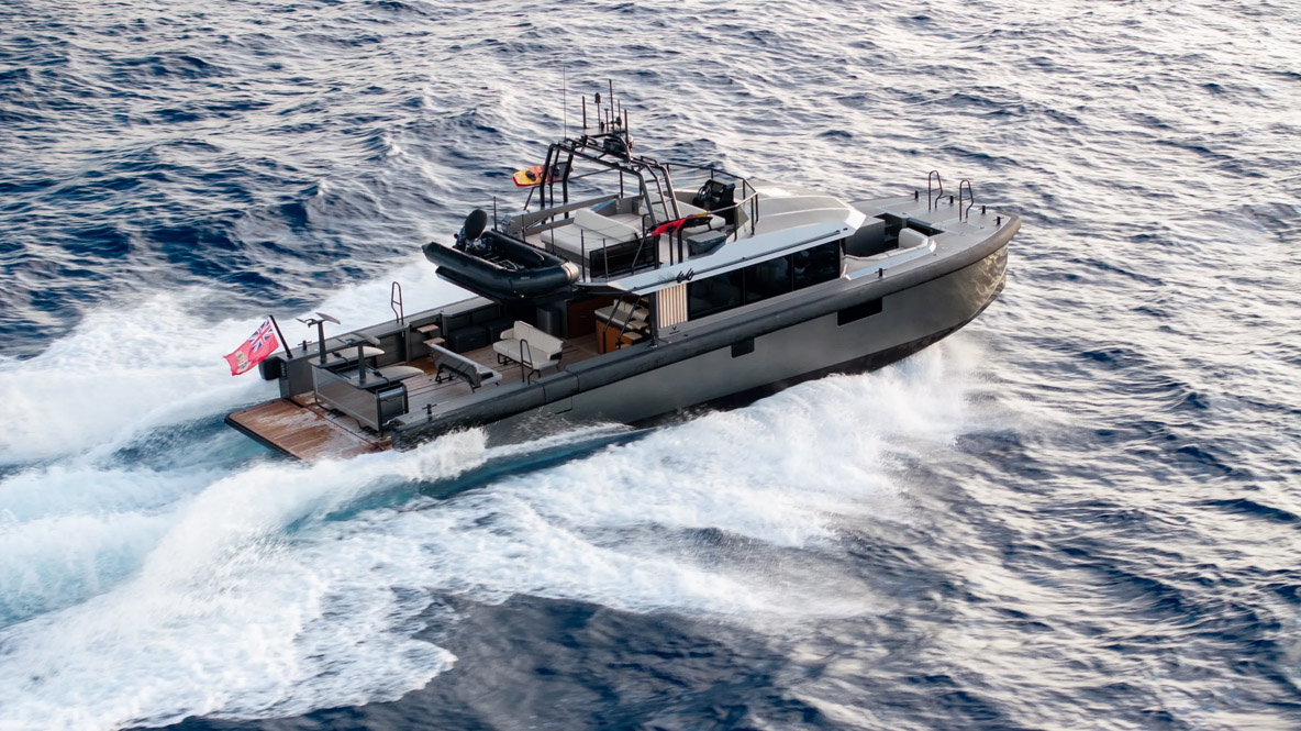 Vandal 60: An Adjustable Foil for Greater Range

The Multihulls World community is already familiar with the Dutch brand Vandal Marine (see our test of the Vandal 46 in MW196), which also builds a 50 and this brand new 60 that we are presenting here ⤵️
hubs.la/Q03xSlVs0