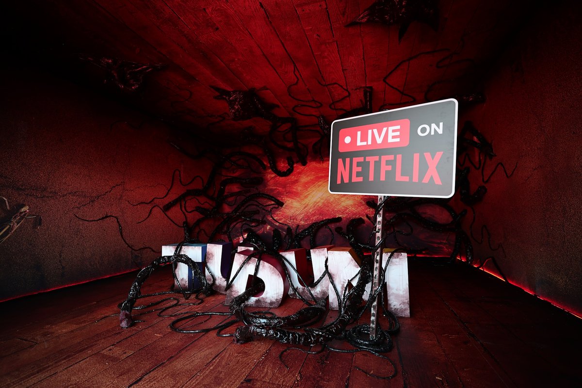 Netflix Falls, But Q2 Called Warmup For Big Content Release Period investors.com/news/technolog… $NFLX