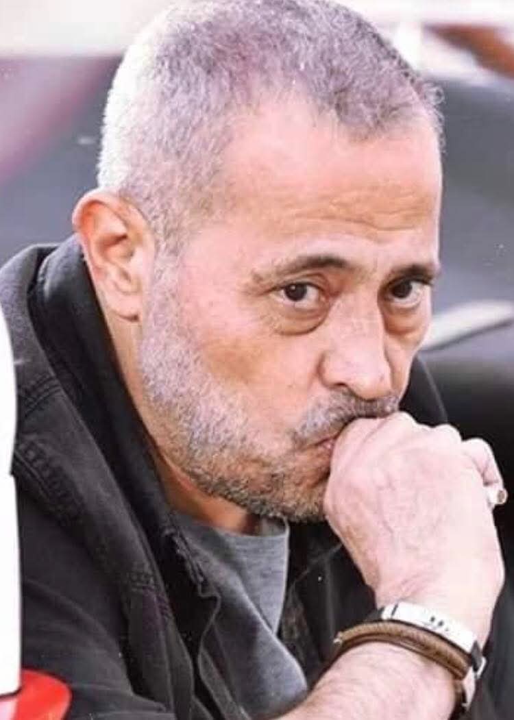 <a href="/huruffarida_/">#حروف_فريدة</a> <a href="/q___th/">🇪🇬🇪🇬 قيثارة النيل🇪🇬🇪🇬</a> <a href="/wahe_ed2/">وسوفي الهوى 🇾🇪</a> <a href="/waheed_huseen/">♥️ وسوفي الهوى ♥️</a> <a href="/huruf_farida_/">‏حـــــروف فــــريـــدة</a> <a href="/kazome_alhawa__/">ملتقى مملكة القيصر الادبي</a> #مر_طيفٌ يبكي غيابي
يشكو الشوق
وآهات ليالٍ أرهقهابكائي
سأنسى غرامكِ
وأبدأ دونكِ رسم حياتي
ليرحل عني غدركِ
قد كنت #شيدت_لكِ_قلبي 
وطنآ فأنهار فؤادي
ليكن #لك_بقايا_عمري
سأحيا وأبددآهاتي
أعيش أضحك أغرد ألحاني
غدآستتذوق كأسآ
وتبكي عينيك وتذكرني
#قيثارة_النيل
#مملكة_القيصر
#حروف_فريدة
