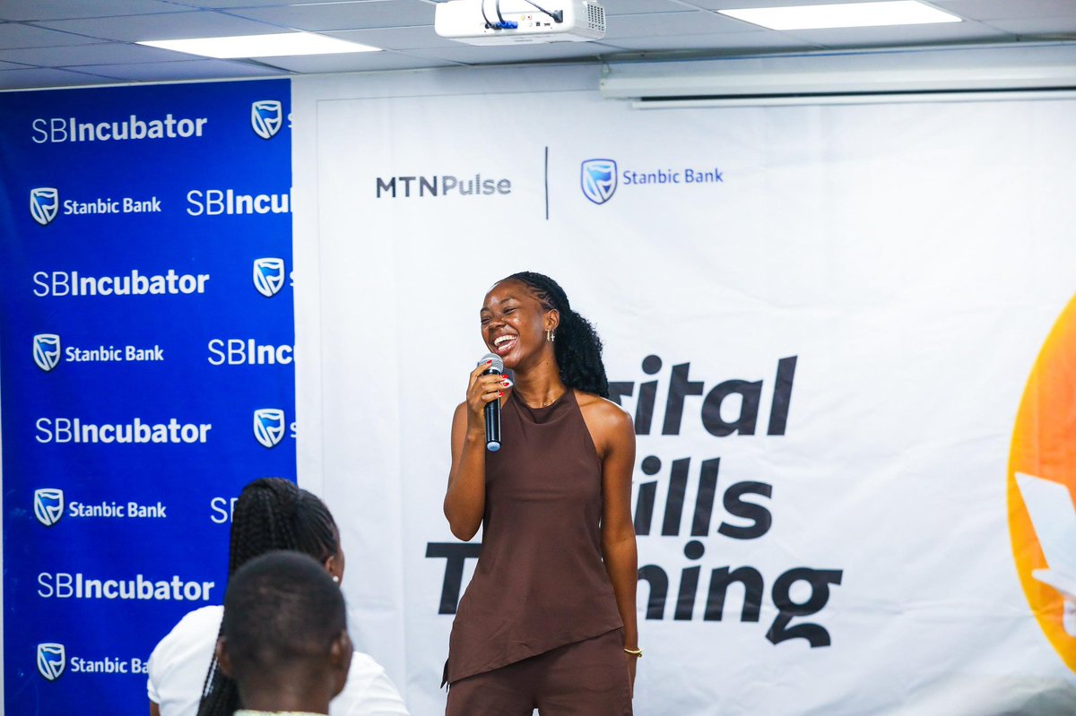 MTNGhana's tweet image. Great conversations so far at the MTN Pulse x Stanbic Digital Skills Training.
We’ve had solid insights on building a digital brand, managing money smartly, and using tech to grow.
#MTNxStanbicDigiTraining