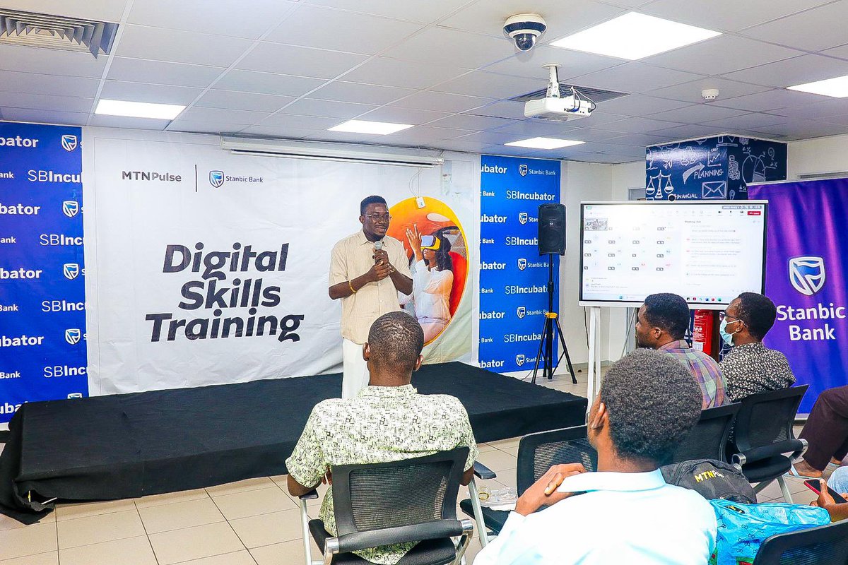 MTNGhana's tweet image. Great conversations so far at the MTN Pulse x Stanbic Digital Skills Training.
We’ve had solid insights on building a digital brand, managing money smartly, and using tech to grow.
#MTNxStanbicDigiTraining