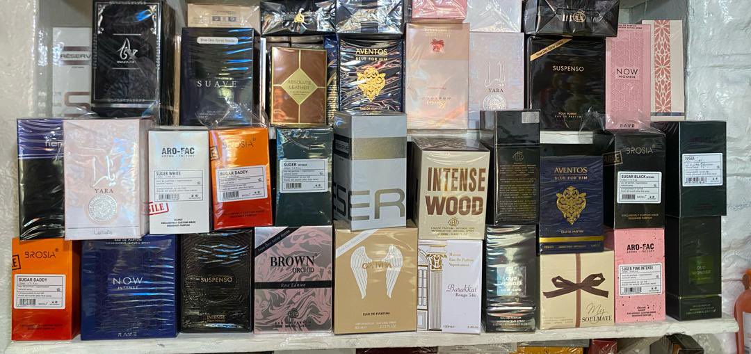 Duya una help me buy me perfumes 🙏🏾 

Wanna smell nice without breaking the bank? Then I got u cover 😊 
Don’t be smelling like your problems 

#SaloneX