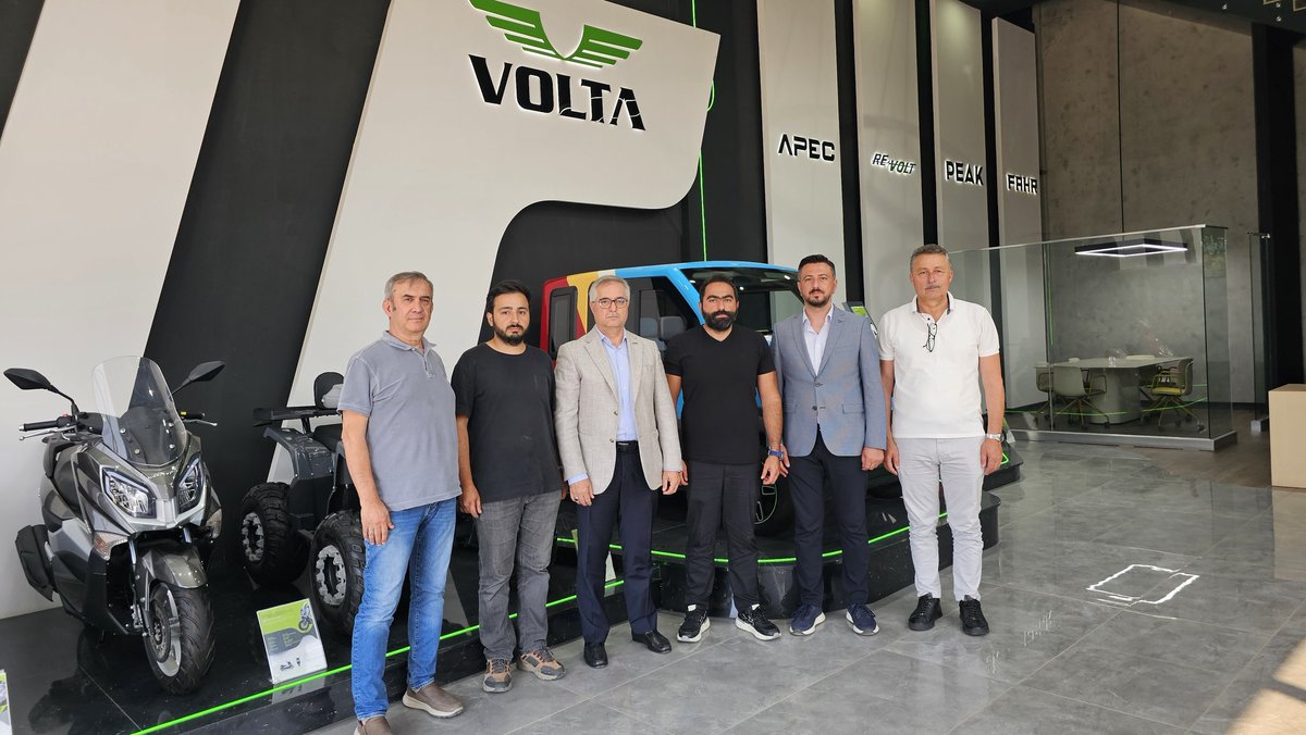 Bölgemize Değer Katan Volta Motor sahiplerinden Sn.Mustafa Bey i, Müsiad Genel Başkan Yard. Sn. Abdülkadir ÇINAR,Almanya Hessen Bölge Başk. Sn. Muhsin KIDIK,Üyelerimizden Unica Boya Sahibi Sn.Ayhan DORUK ve Cisa Armatür İşletmecisi Sn.Cihad USLU İle beraber ziyaret ettik.