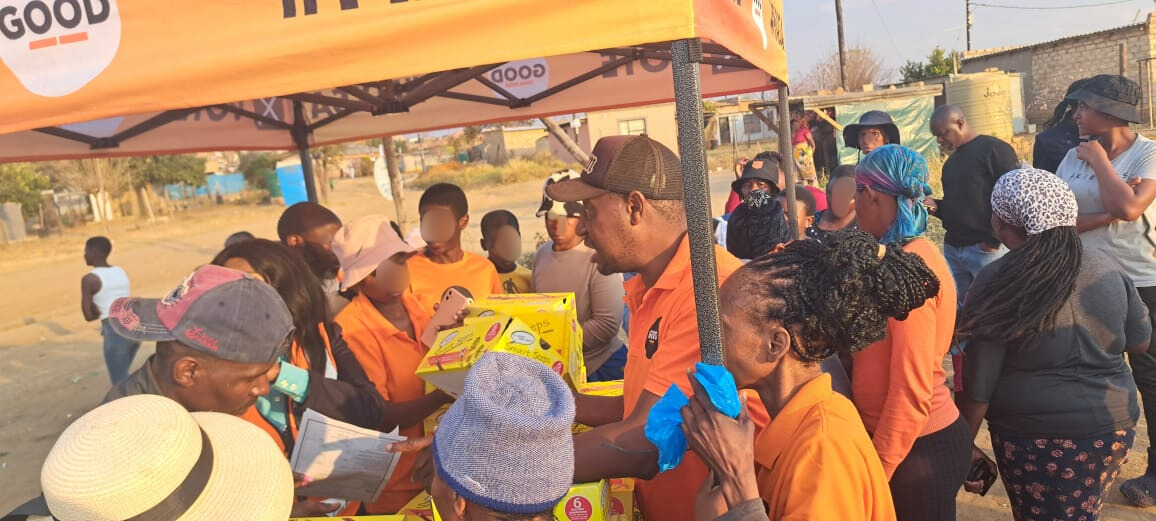🧡 MANDELA DAY ACTION IN TSHWANE 🧡

On Mandela Day, GOOD Councillor Sarah Mabotsa, MMC for Economic Development and Spatial Planning in Tshwane, handed out school shoes to young children in need in Pienaarspoort, Mamelodi.

For many of these children, the shoes represent more