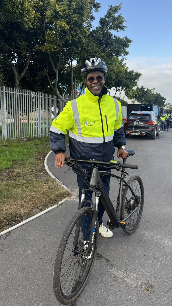 IsaacSileku's tweet image. ๐ฒ Empowering Community Safety in Langa!
As part of our Mandela Day commitment to community upliftment, we handed over safety regalia to the Langa Neighbourhood Watch at the Bicycle Hub, supporting those who protect and serve every day. Visibility saves lives! ๐ค๐ฝ
#MandelaDay2025