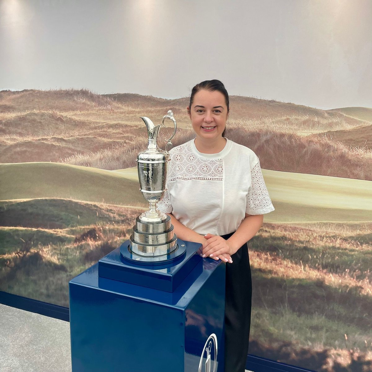 Steph_Peacock's tweet image. Wonderful to be at The Open today in Portrush. One of the highlights of the sporting calandar with over 280,000 spectators over the Championships contributing huge economic value to the local area ⛳️