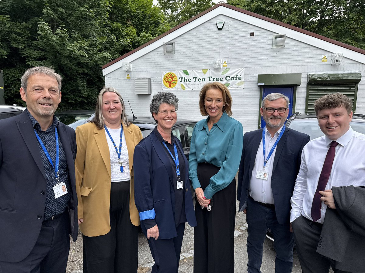 SarahForRuncorn's tweet image. I had a fantastic meeting and tour with Onward Homes today, visiting two of their sites in the constituency. It was great to see first-hand the impressive work they’re doing to improve housing for local residents and deliver much-needed affordable homes across Runcorn and Helsby.…