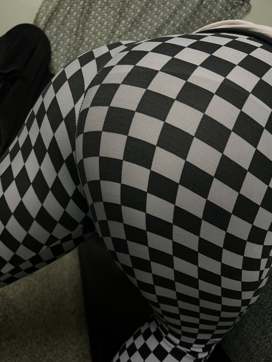 SmokinJYams's tweet photo. Some checkered ass for yall~
#fyp #thicc #bubblebubblebutt #femboy https://t.co/gd2npxwJoV