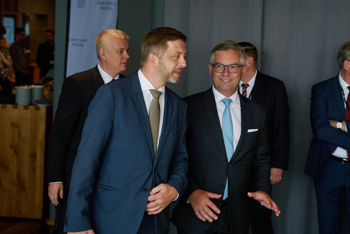 magnusbrunner's tweet image. Today we are on the Zugspitze to discuss European migration policy and the fight against irregular migration.
At the center of our discussions is the reform of the European migration system. One thing is clear: migration can only be managed effectively at the European level.…