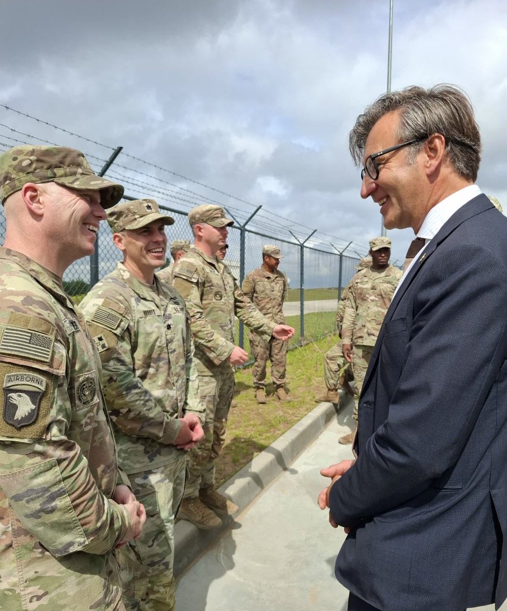 varvuolis's tweet image. A highly symbolic visit today, in good company of fellow colleagues, to the US military contingent at #CampHerkus in #Pabradė, before the start of my mission across the Atlantic. A great sense of purpose, Allied solidarity and an ironclad friendship between 🇱🇹 & 🇺🇸 @LithuaniaMFA