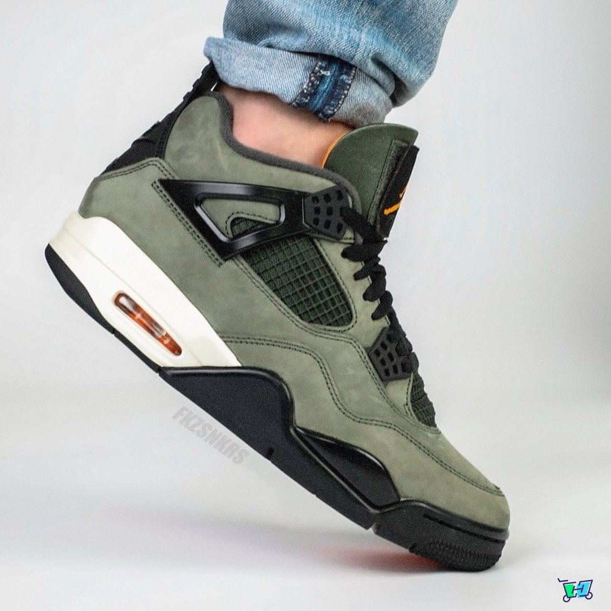 House of Carts tweet media