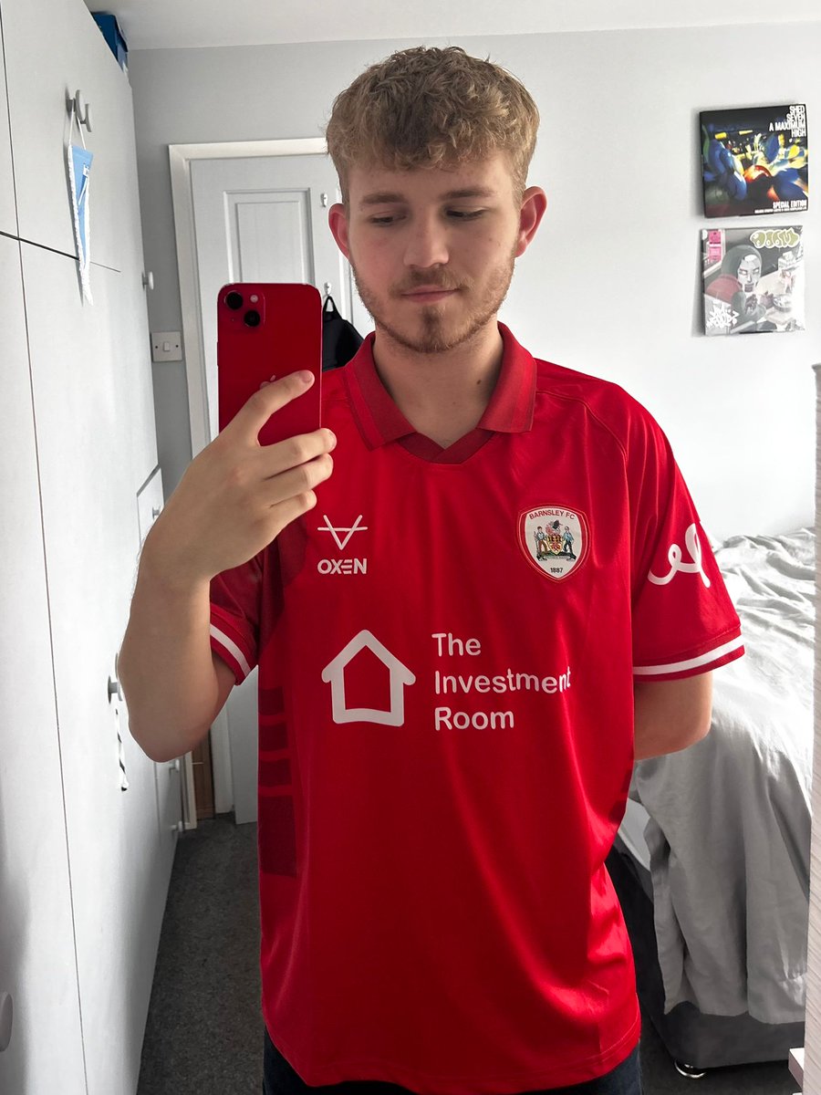 EyupandDown's tweet image. The free shirt from BFC has gone to it's rightful owner. Our Gaz who died nearly 3 years ago was the original creator of Eyup & Down so it's only reight his son Harry gets it.
