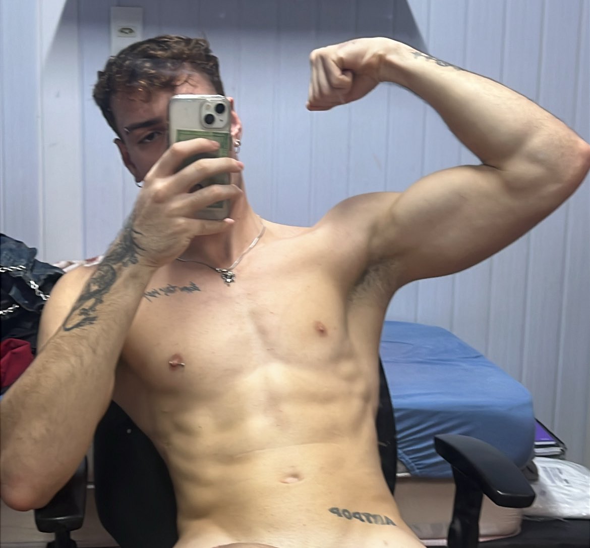 kauã baumgarten 🫀 (@kauabaumgarten) on Twitter photo 