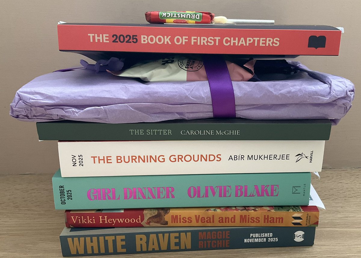 Lindahill50Hill's tweet image. I may not be @HarrogateFest #HarrogateCrimeFestival ahead of Mum’s funeral next week, but that doesn’t mean bookishness is completely forgotten!
Thank you for my book mail today 📚