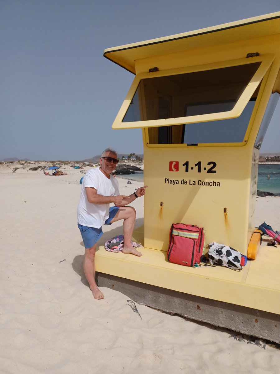brucewaynesaunt's tweet image. Have a great #FollowAFellaFriday, dear #fellas, from #Nafo base in Fuerteventura.
Great place to be, as we've got no Ruzzkis here.
Non. Zero. Nada.
Follow each other & bonk a #Vatnik or 2!