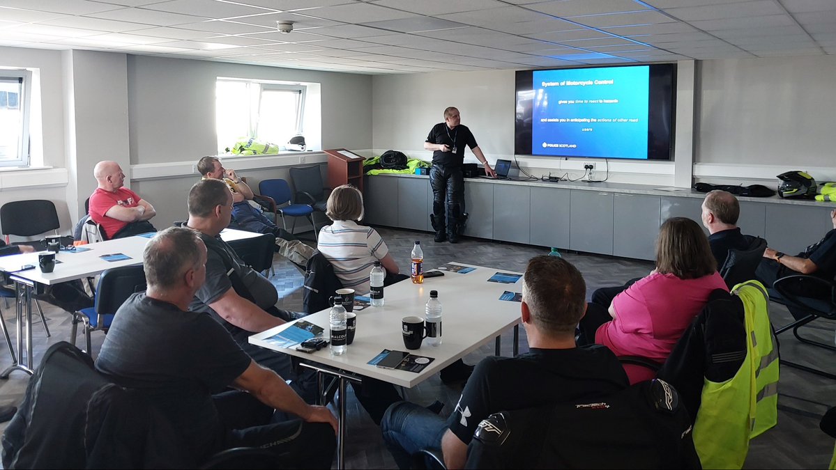 PoliceScotland's tweet image. Rider Refinement is back offering practical expert led one-day courses across Scotland between April and October 2025.
💰 £65 (includes training & lunch)
📍 Locations across Scotland
⚠️ Limited spaces
For more info on locations and how to book, visit ➡ orlo.uk/yhKEx