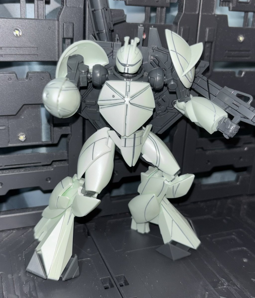 Hideyan021981's tweet image. ∀ガンダムの機体を探してたら色々あった‼️
#ターンX 完成❣️
#ガンプラ #めこ丸隊 #みりプラ
#ガンプラ好きとつながりたい
#ターンエーガンダム