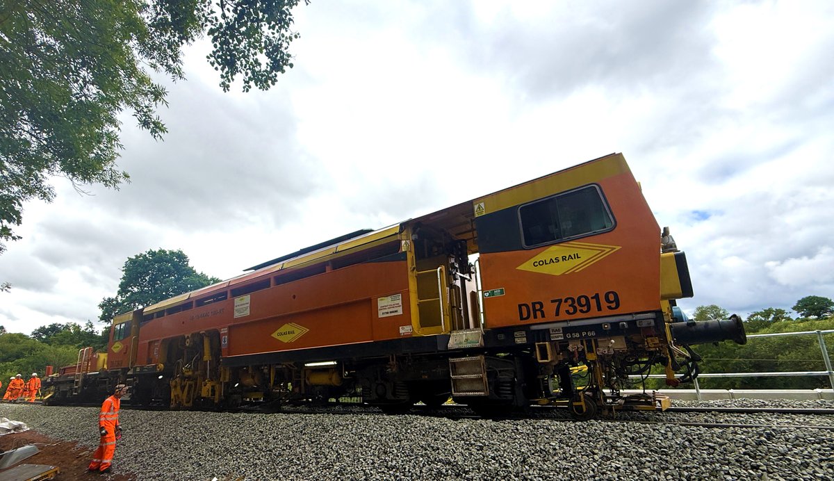 Colas Rail UK (@colasrailuk) on Twitter photo πͺ Getting <a href="/svrofficialsite/">Severn Valley Railway</a> Back On Track!
π·ββοΈπ·ββοΈ Weβre delighted to share that we played a part in restoring the Severn Valley Railway
π€οΈ Our DR73919 was used to complete the final phase of the track installation ahead of the Flying Scotmans visit next week πͺ Getting <a href="/svrofficialsite/">Severn Valley Railway</a> Back On Track!
π·ββοΈπ·ββοΈ Weβre delighted to share that we played a part in restoring the Severn Valley Railway
π€οΈ Our DR73919 was used to complete the final phase of the track installation ahead of the Flying Scotmans visit next week