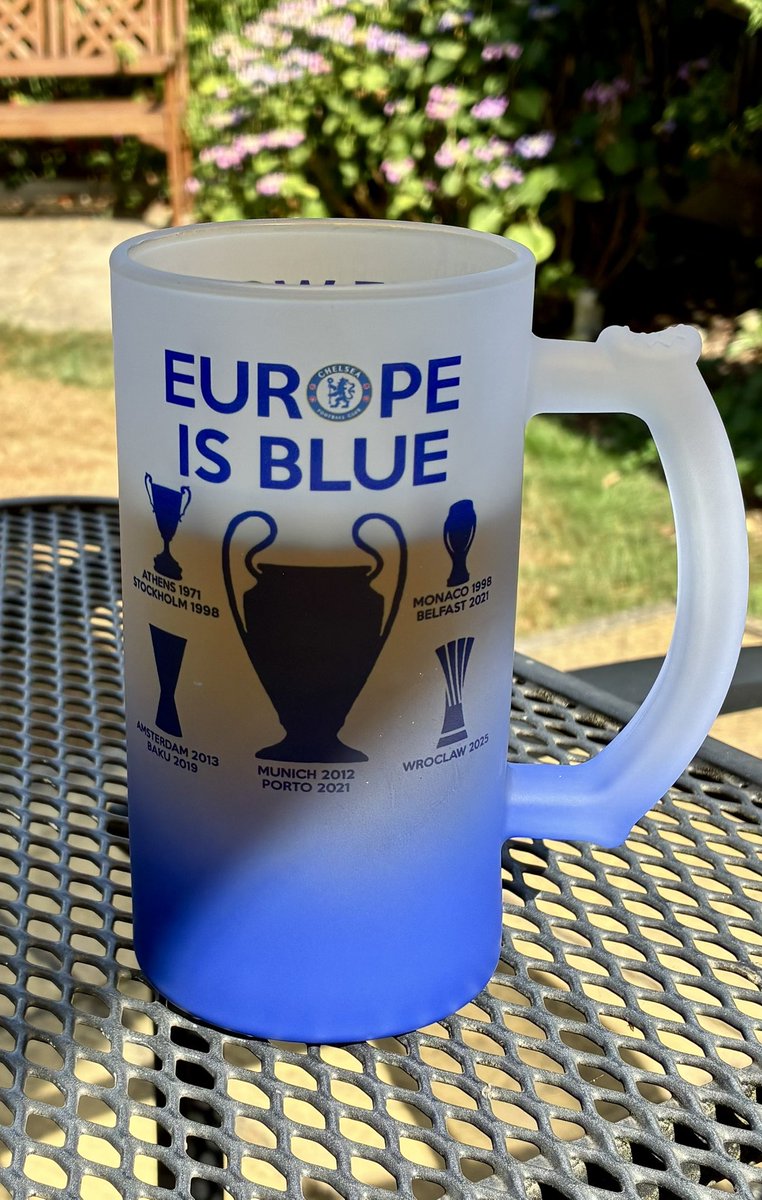 JDPugh76's tweet image. Just received this from @imartges I can’t recommend this enough for all you Chels out there to celebrate our world domination! It’s real quality, thanks a lot Tim👌🏼#CFC #UTC #KTBFFH @ChelseaFanCast