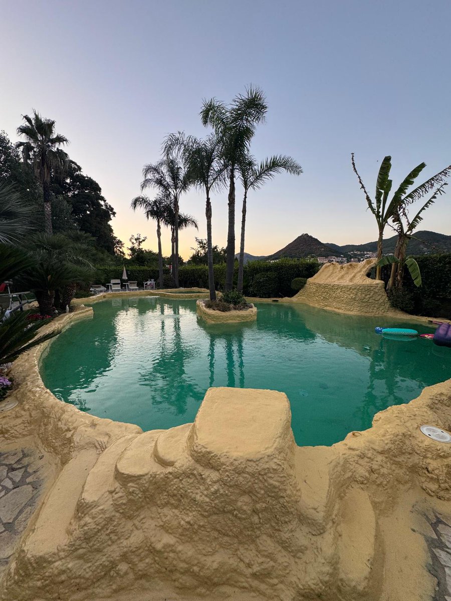 ColorflooringS's tweet image. Piscina realizzata con Poliurea e Poliuretano per un risultato bellissimo, sicuro e duraturo!
📷 Resistente al sole e al cloro
📷 Isolamento termico perfetto
📷 Ideale per ogni tipo di giardino o terrazza
Non rimandare il tuo sogno.
colorflooring.it
📷  info+39 0828 354702