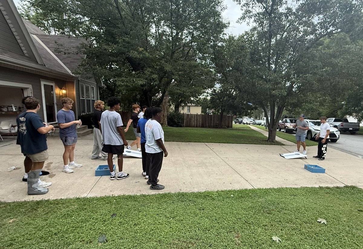 Eric Burrow (@coach_eb) on Twitter photo Hosted the 1st annual Senior Defense Cookout last night. Proud of the leaders these young men are becoming! Can’t wait to see how they compete, grow, and finish strong this season. <a href="/OWFootball/">ᴏʟᴀᴛʜᴇ ᴡᴇꜱᴛ ꜰᴏᴏᴛʙᴀʟʟ</a> Hosted the 1st annual Senior Defense Cookout last night. Proud of the leaders these young men are becoming! Can’t wait to see how they compete, grow, and finish strong this season. <a href="/OWFootball/">ᴏʟᴀᴛʜᴇ ᴡᴇꜱᴛ ꜰᴏᴏᴛʙᴀʟʟ</a>