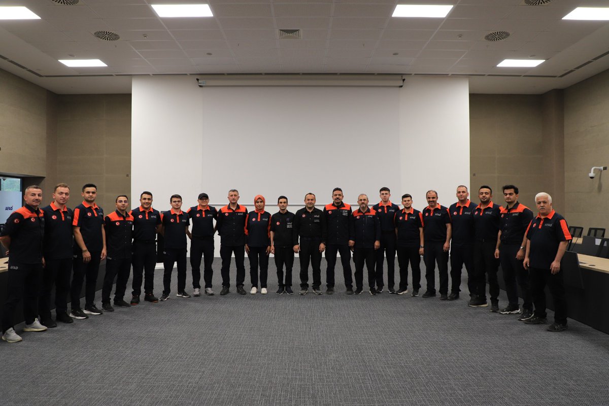 Afet ve Acil Durum Yönetimi Başkanlığımızca sınavları gerçekleştirilen 7 Arama ve Kurtarma Teknikeri arkadaşımız 18.07.2025 tarihi itibariyle Müdürlüğümüzdeki yeni görevlerine başlamışlardır. Göreve başlayan arkadaşlarımıza  başarılar dileriz.

<a href="/AFADBaskanlik/">AFAD</a>
<a href="/kastamonuvalilk/">Kastamonu Valiliği</a>