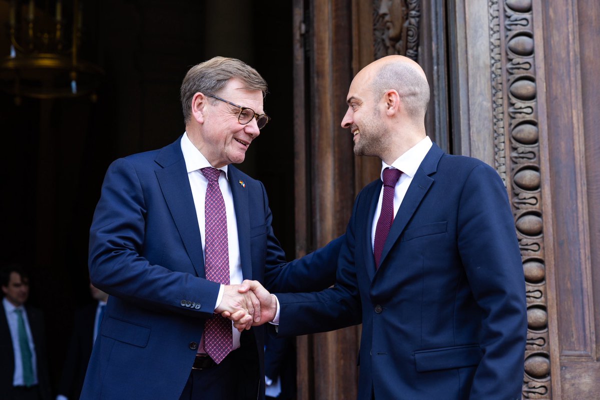 jnbarrot's tweet image. Frankreich und Deutschland: zwei wesentliche Säulen für ein freies Europa, vereint, um die Krisen, die die Welt erschüttern, zusammen zu überwinden.