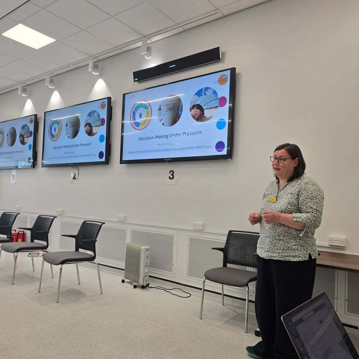 AcutemedSarbc's tweet image. Class of 2025 Tomorrows Leaders✔️ @SWBHnhs watch out for them !🤩Thankyou @dejavu029 @RCPhysicians our brilliant Chief Reg leading the way 🙏🏻& to our stellar inspiring speakers @doc_hnaqvi @StefcormackStef @EdwardFogden @markanderson55 @Dudley_SWBCEO @FMLM_UK the future is 🌟