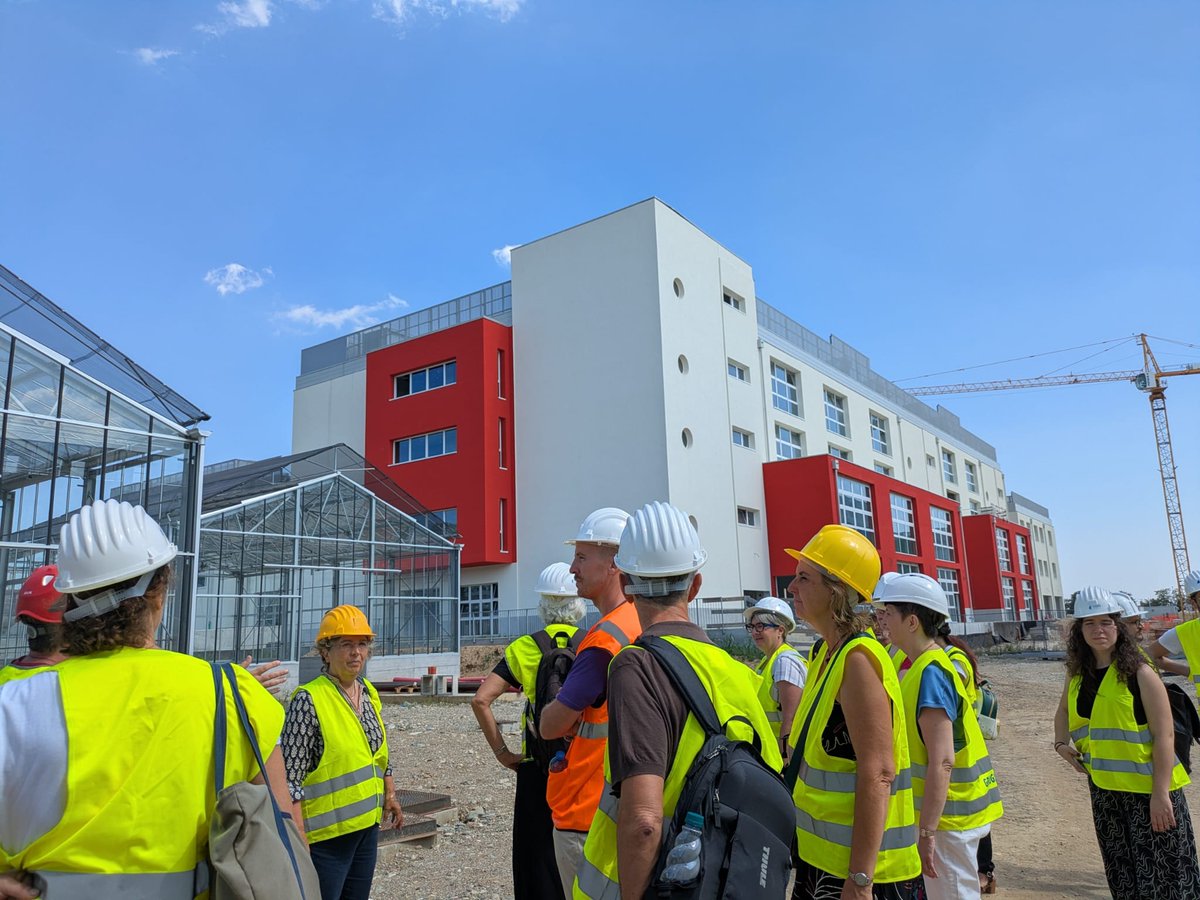 @DBIOSUnito (@dbiosunito) on Twitter photo Ieri siamo stati a fare un sopralluogo al cantiere della Città delle Scienze e dell'Ambiente di Grugliasco, che diventerà prossimamente sede dei laboratori di ricerca del DBIOS e della didattica dei vari Corsi di Laurea.
Work in progress! Stay tuned!
<a href="/unito/">Università di Torino</a> Ieri siamo stati a fare un sopralluogo al cantiere della Città delle Scienze e dell'Ambiente di Grugliasco, che diventerà prossimamente sede dei laboratori di ricerca del DBIOS e della didattica dei vari Corsi di Laurea.
Work in progress! Stay tuned!
<a href="/unito/">Università di Torino</a>