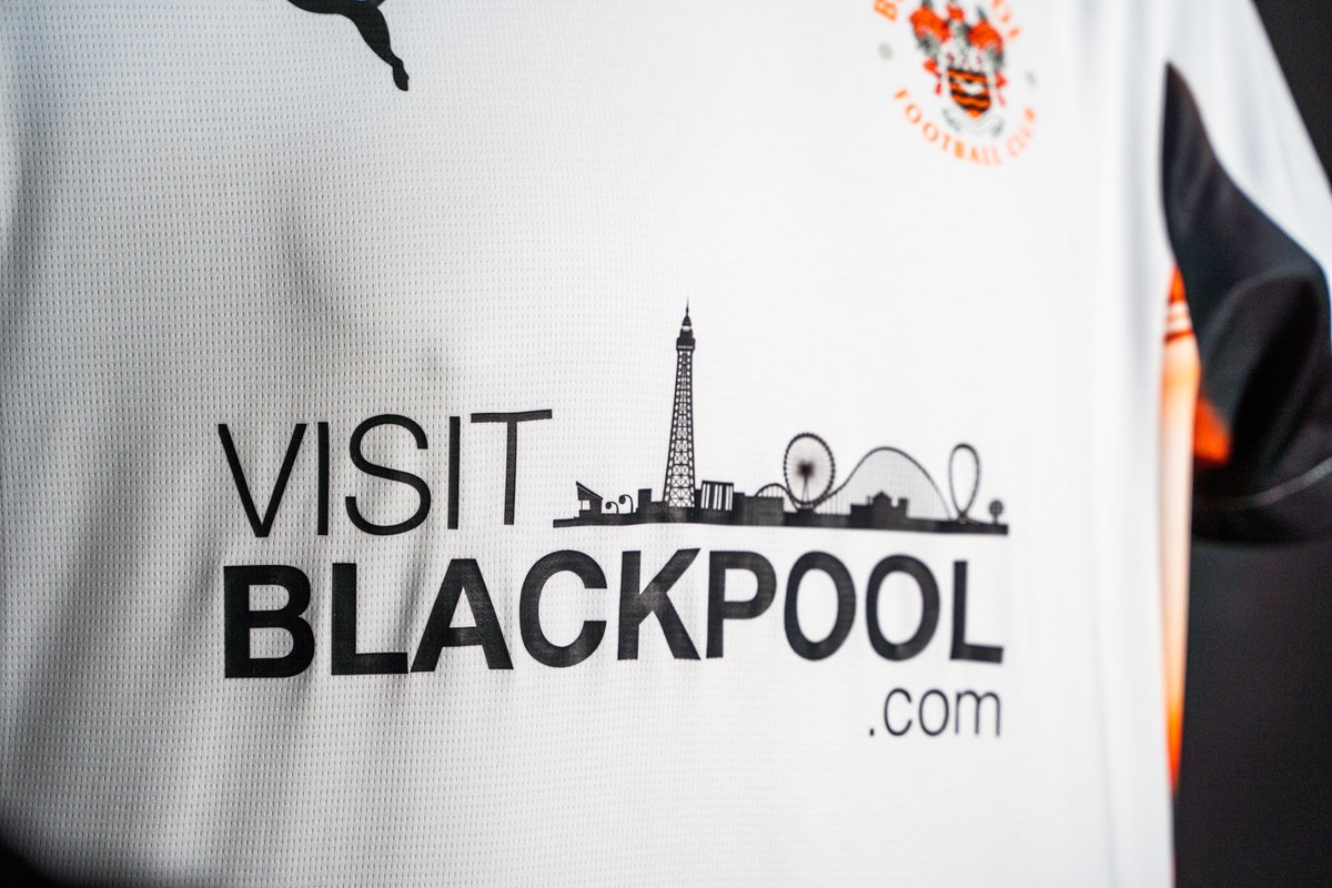 BlackpoolFC's tweet photo. @BPLTourismLTD @visitBlackpool Oh you beauty! 

🍊 #UTMP | @BPLTourismLTD | @visitBlackpool https://t.co/O1DRjkbrXY