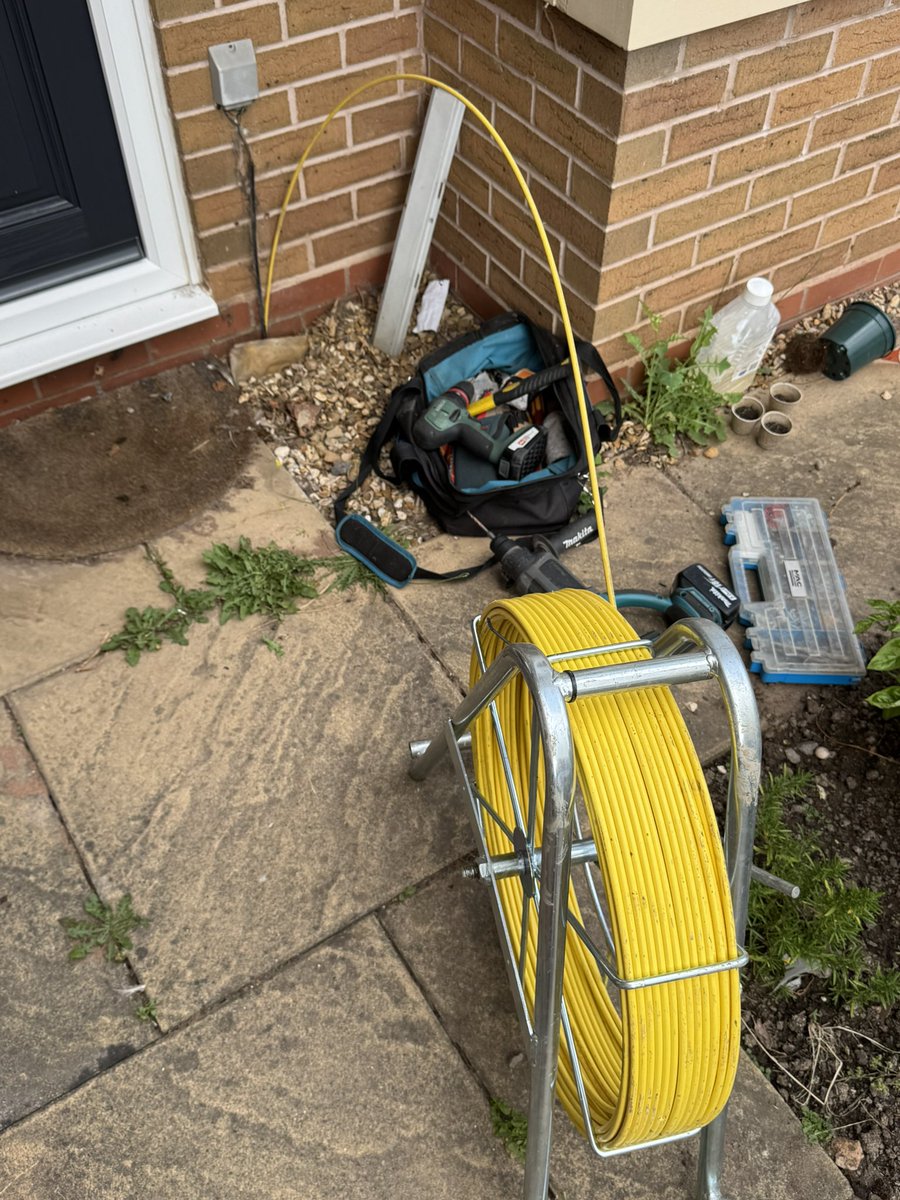 _RastaMouse's tweet image. Someone is finally getting FTTP
