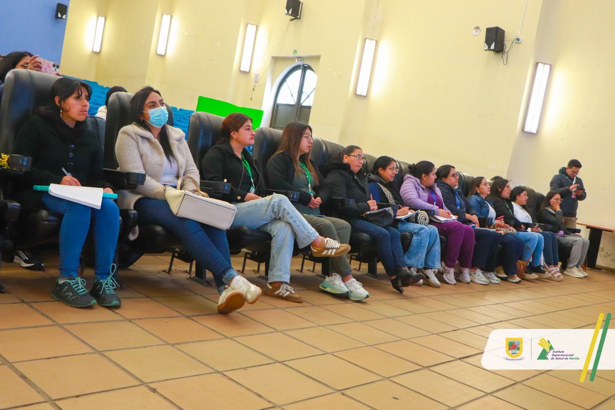 #AEstaHora nos encontramos en el municipio de Túquerres dialogando con autoridades de salud de las subregiones de La Sabana y Piedemonte costero, sobre la importancia de ejecutar la Política Pública de Envejecimiento y Vejez.

Socializamos con Ospina, Guaitarilla, Sapuyes, Imués,