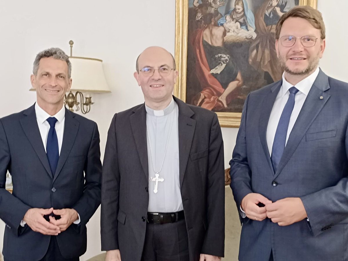 marianwendt's tweet image. Ab heute heißt es bei mir auch #CiaoAdenauer, da ich die komm. Leitung des KAS-Büros in Rom von Nino Galetti übernommen habe. 3 intensive Tage mit Partnern, ersten Kontakten zum Hl. Stuhl und der Übernahme der administrativen Aufgaben. Ein besonderes Kapitel beginnt. 🇮🇹🇻🇦 🇲🇹