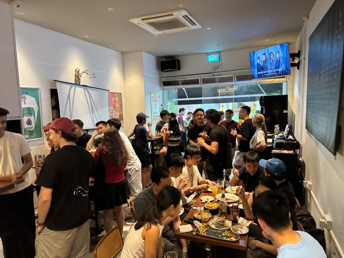 AlliumLabs's tweet image. Strong turnout at Allium's "Builders in Singapore" event last week! Great to connect with so many builders, partners, and data enthusiasts over food & drinks.
Thanks to everyone for stopping by – stay tuned for our next event in Singapore!