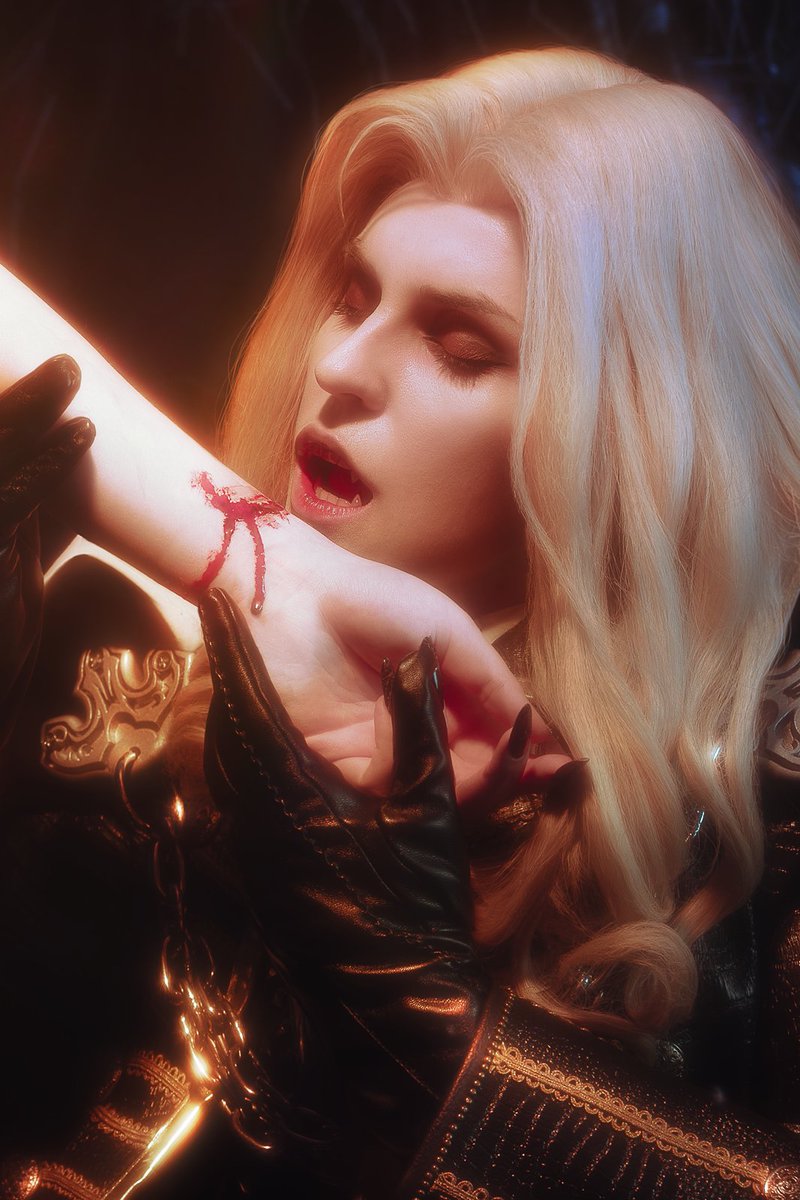 AliceYuric's tweet image. 🩸One small bite...
#CastlevaniaNetflix #ALucard #Castlevania