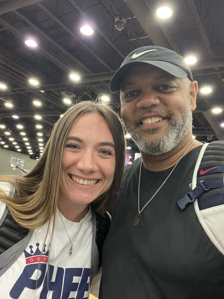Coach_Catch81's tweet image. Watching hard work, coachability, effort, and a desire to show your work starting to pay off for this group! Finished 6-3 @TFNsRun4Roses classic and championship and a couple of spotlights. @PheeElite @DeckerJordanne this has been a fun group to coach!