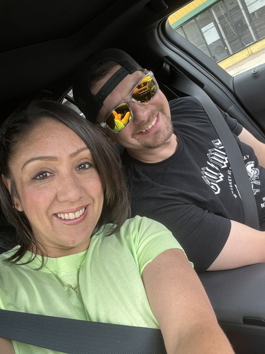 On our way to Pittsburgh 😜😎

#108ingRoadTrip