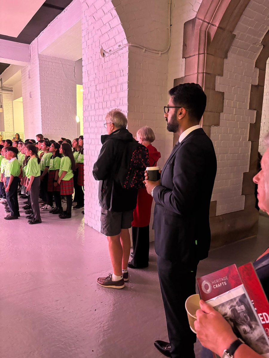 AdnanHussainMP's tweet image. An absolute pleasure to attend the 7th edition of the National Festival of Making in Blackburn. The town centre came to life with creativity and community spirit. An inspiring event highlighting the heart and talent of Blackburn and a celebration of what the town has to offer.