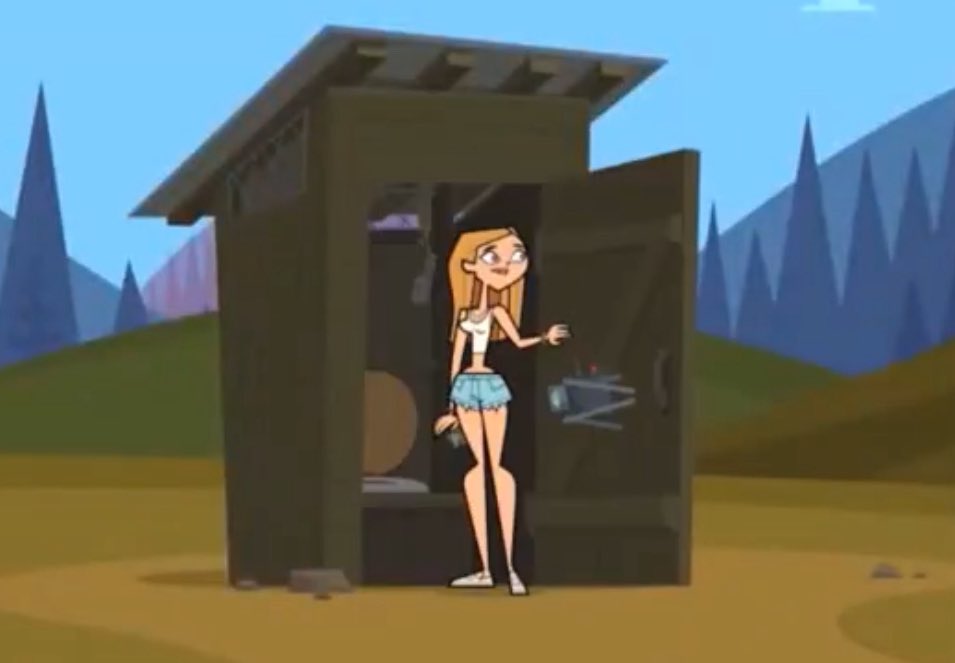 dailyjuliatdi's tweet image. I cant remember if ive posted this ir not but SHE IS SO SILLY HERE on the lookout