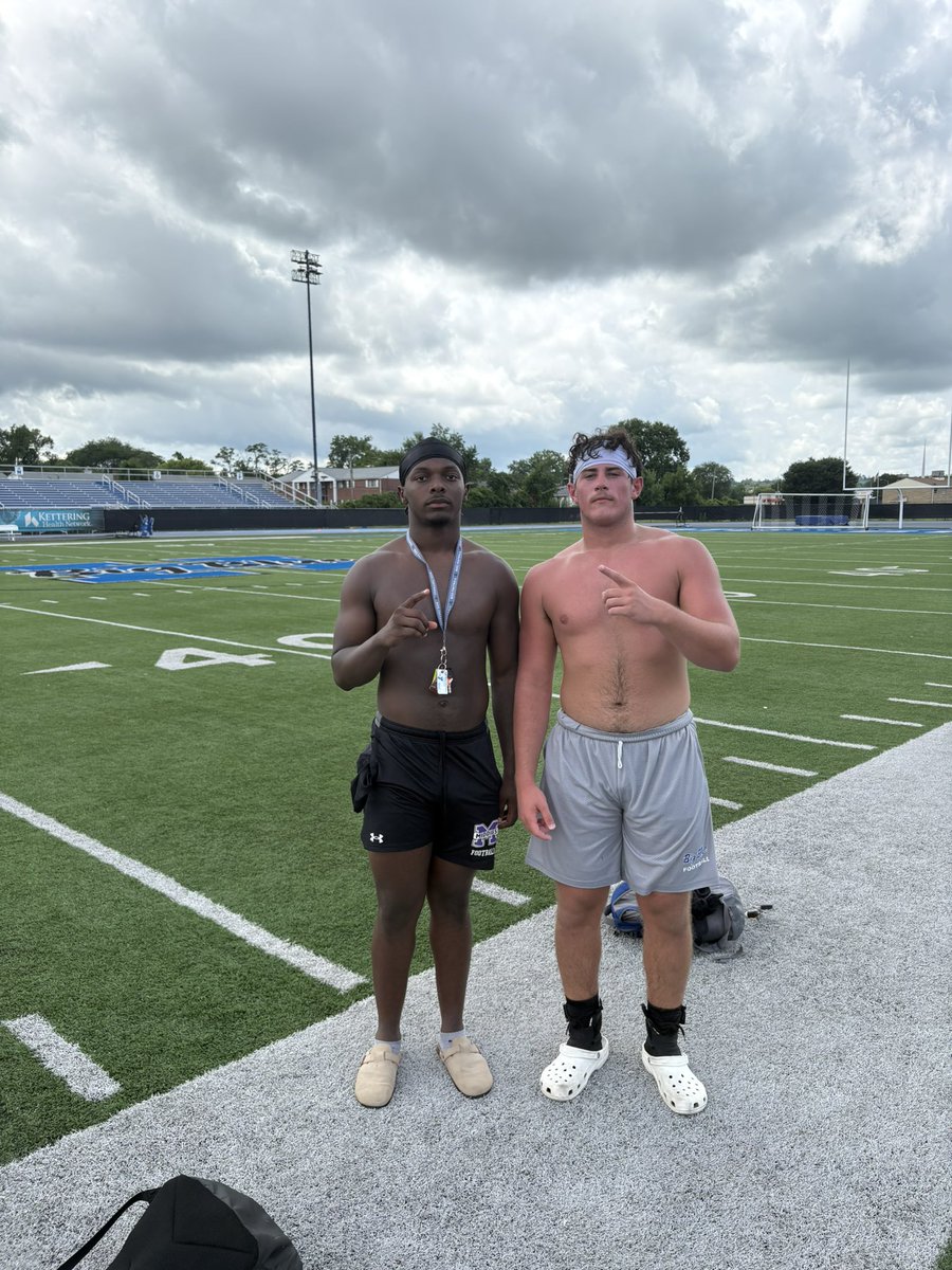 EckleyBridges's tweet image. Great workout with @Singletary_2026!!
@bbridges094 @gmcsports