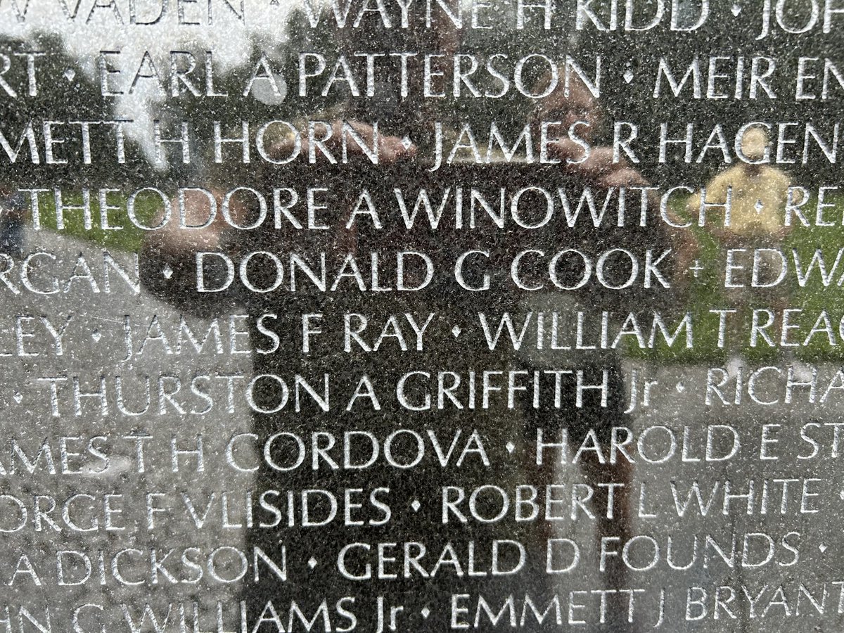 DonJBacon's tweet image. I went to the Vietnam Wall today. Marine Captain Don Cook was a POW who gave his food and medicine to other POWs, and never broke the Code of Conduct. He died in captivity. Medal of Honor. Promoted to Colonel posthumously.