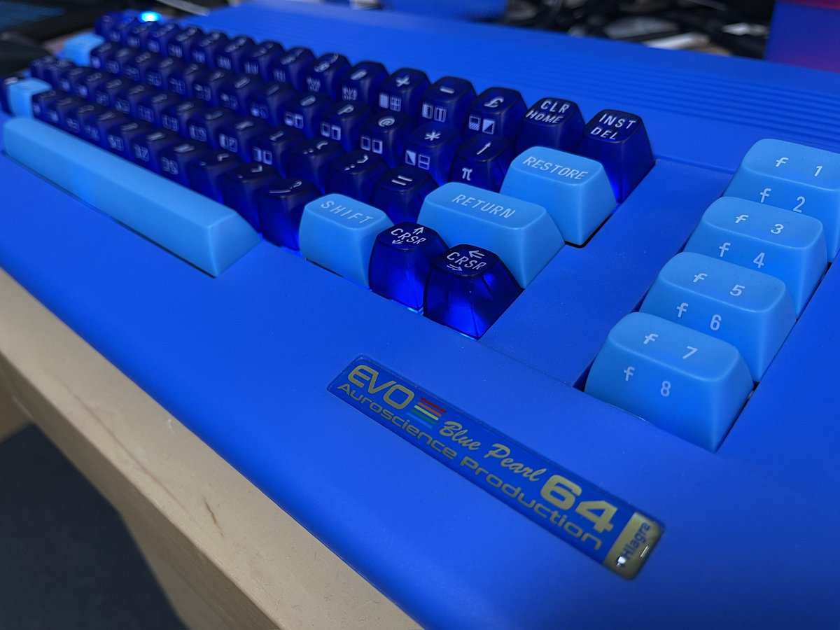 RetroBadgeman tweet media